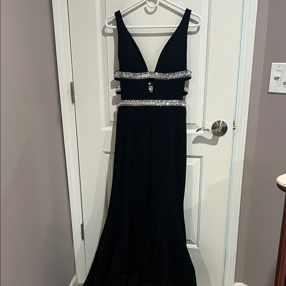 Sherri Hill Atelier couture Black Gown with Silver Embellishments NWOT